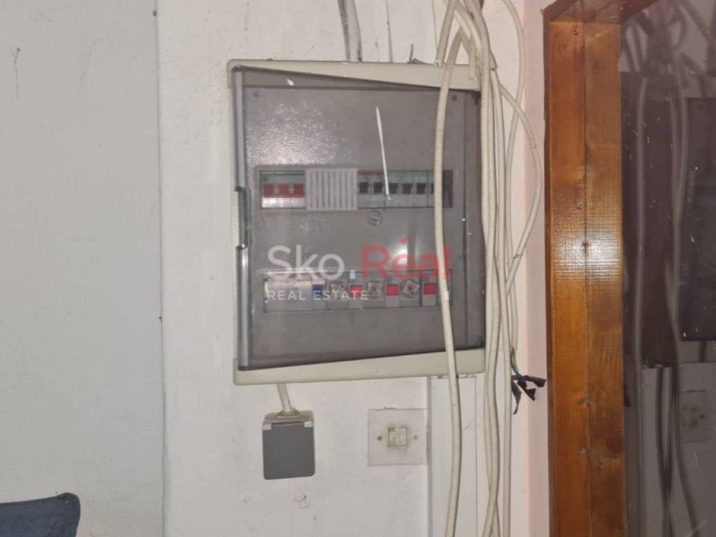 Αποθηκευτικός χώρος 100τ.μ