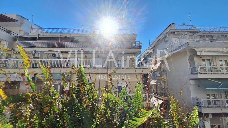 Θέα από μπαλκόνι