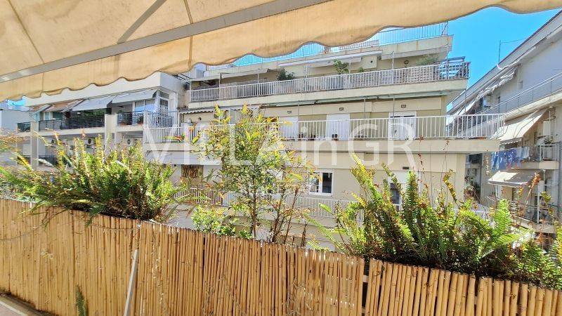 Θέα από μπαλκόνι