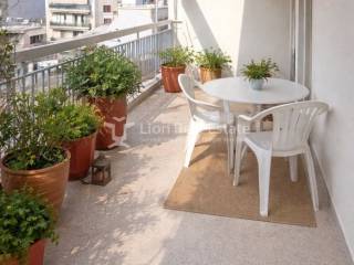 Θέα από μπαλκόνι