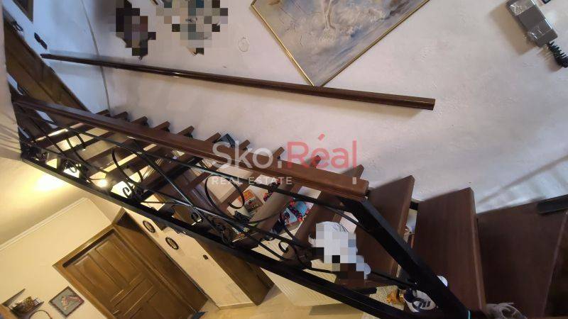 Εσωτερική σκάλα