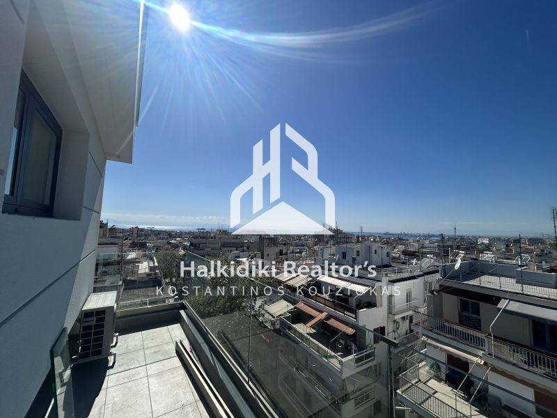 Θέα από μπαλκόνι