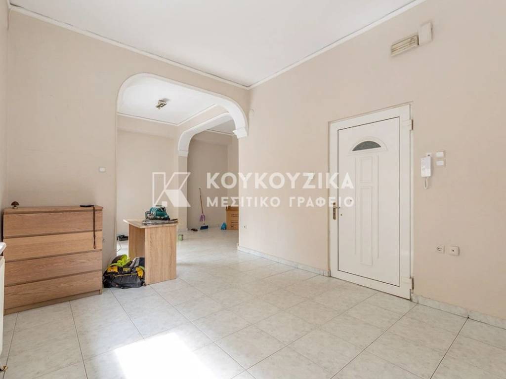 Σαλοκουζίνα