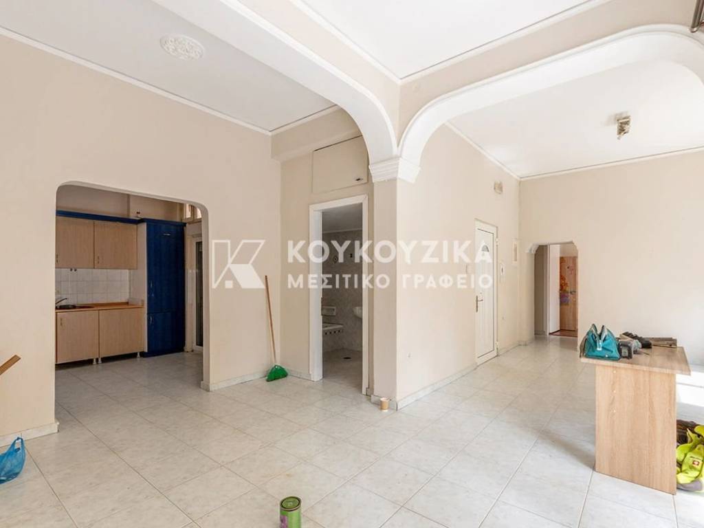 Σαλοκουζίνα