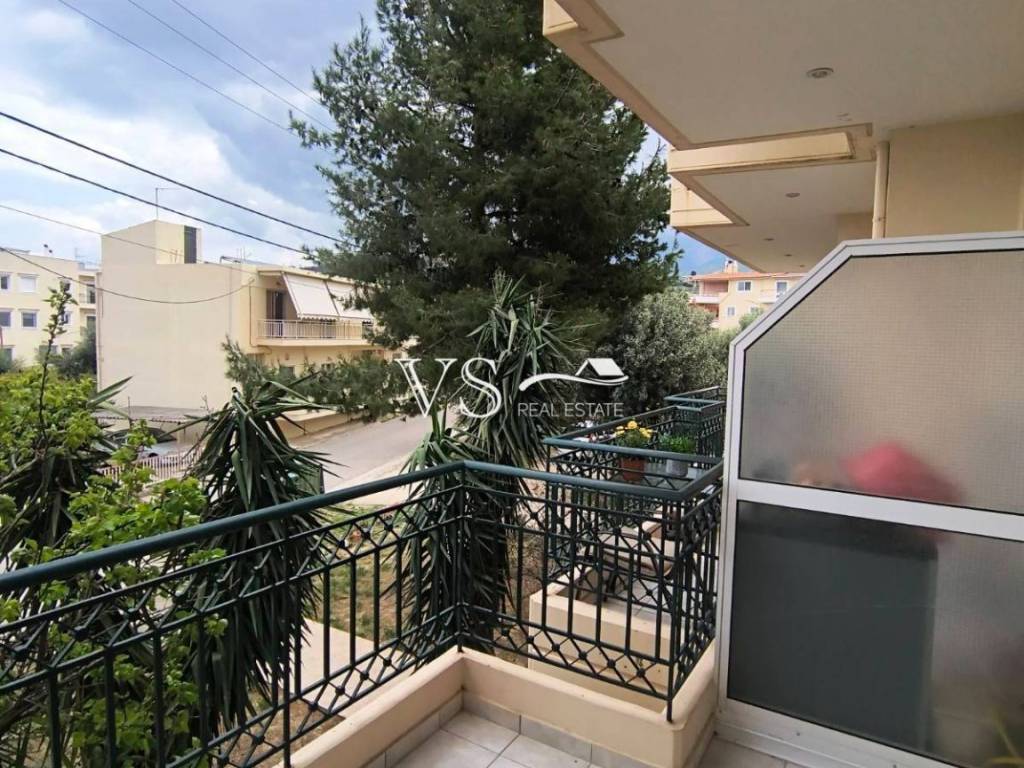 Θέα απο μπαλκόνι