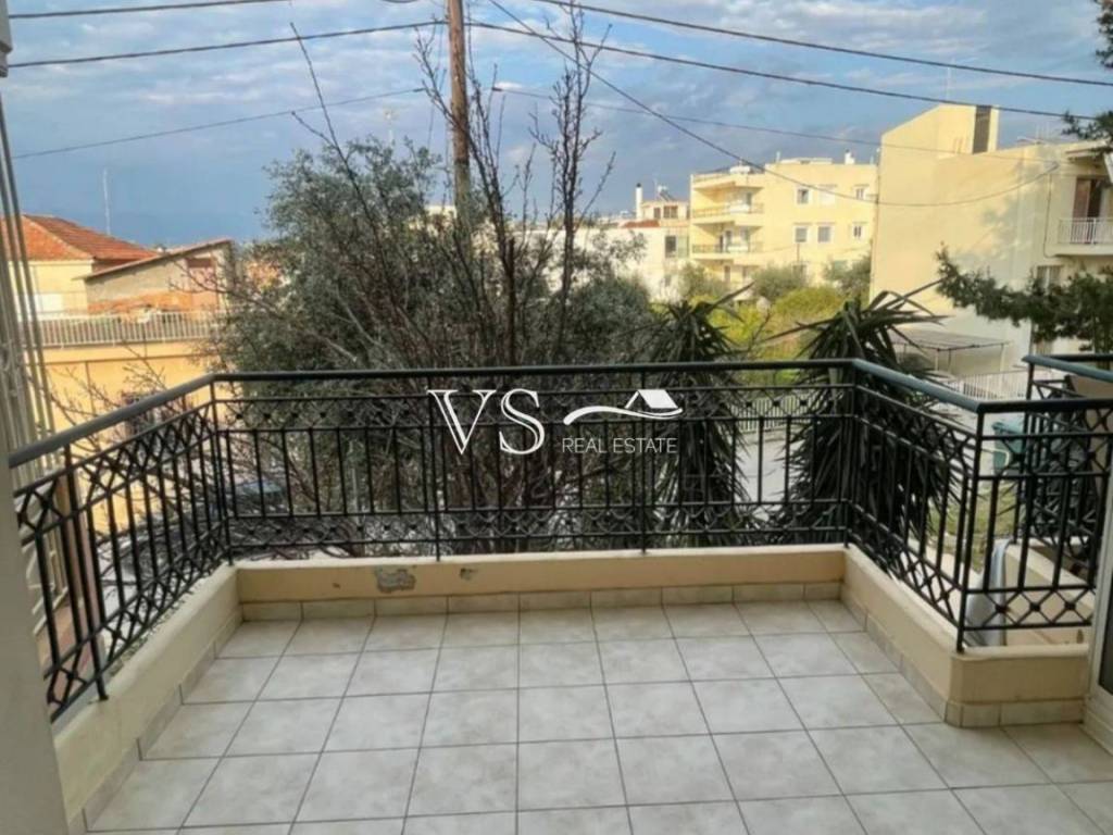 Θέα απο μπαλκόνι