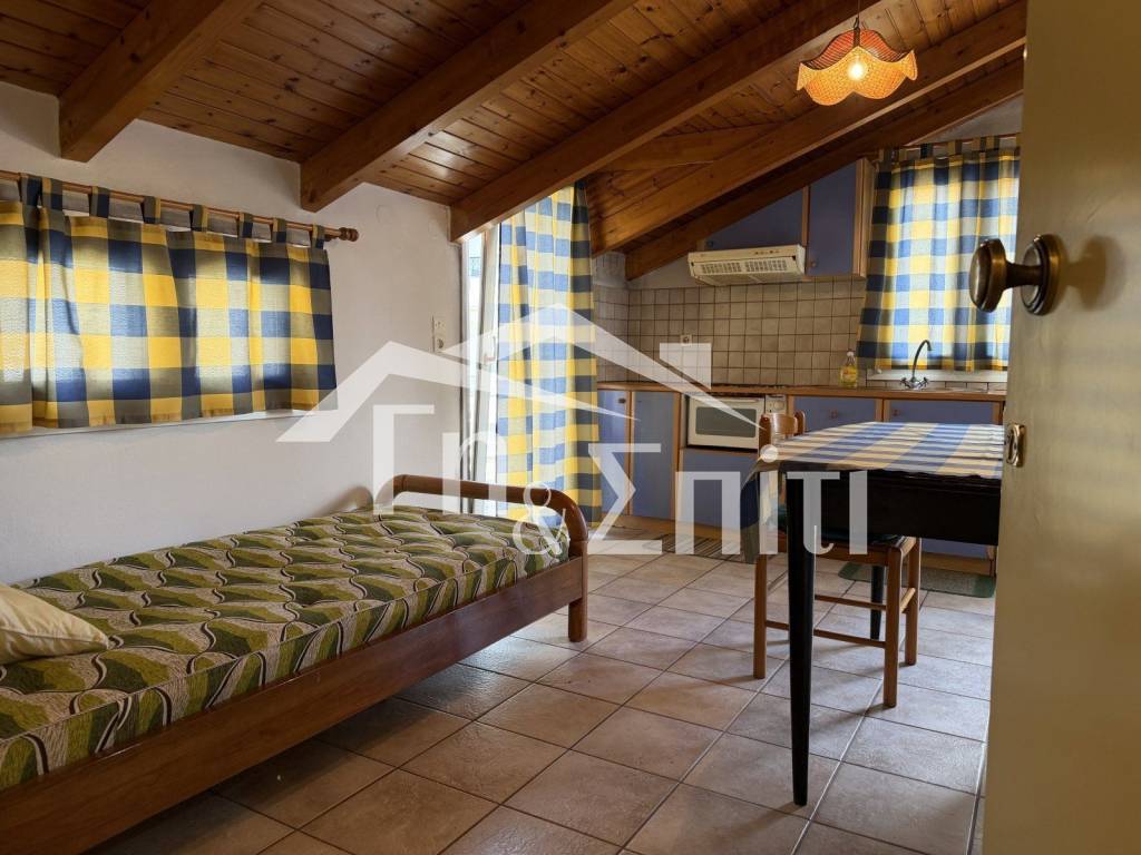 Σαλοκουζίνα