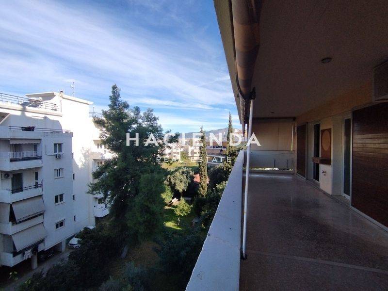 Θέα από μπαλκόνι