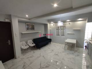 ΣΑΛΟΚΟΥΖΙΝΑ