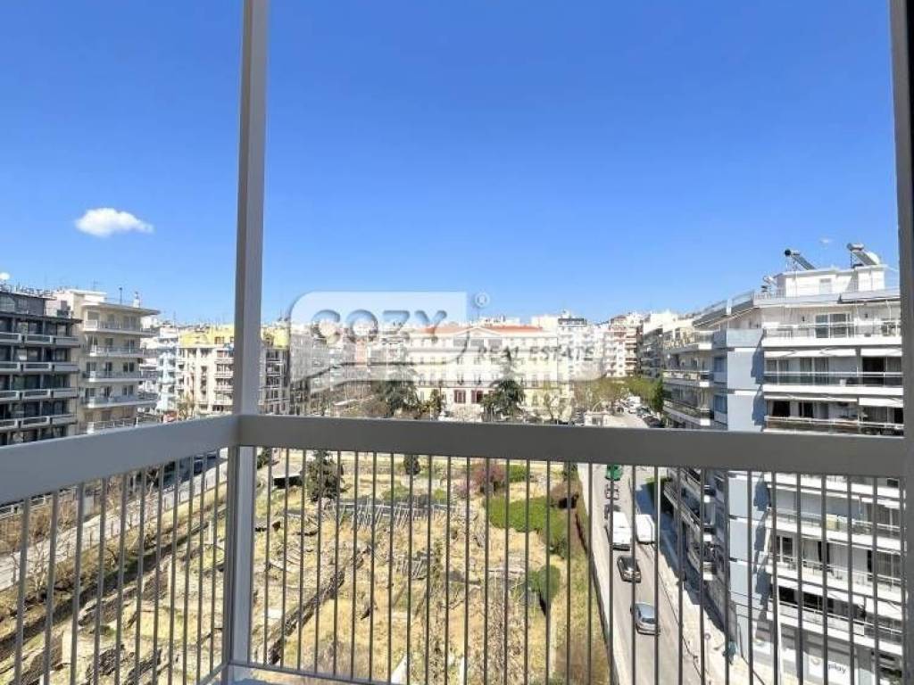 Θέα απο μπαλκόνι