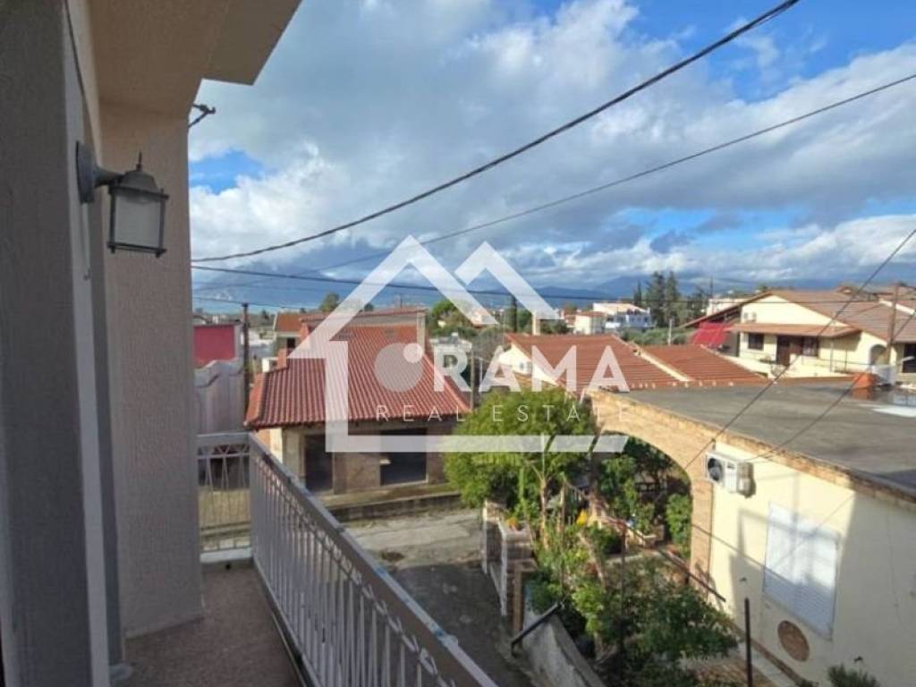 Θέα από μπαλκόνι