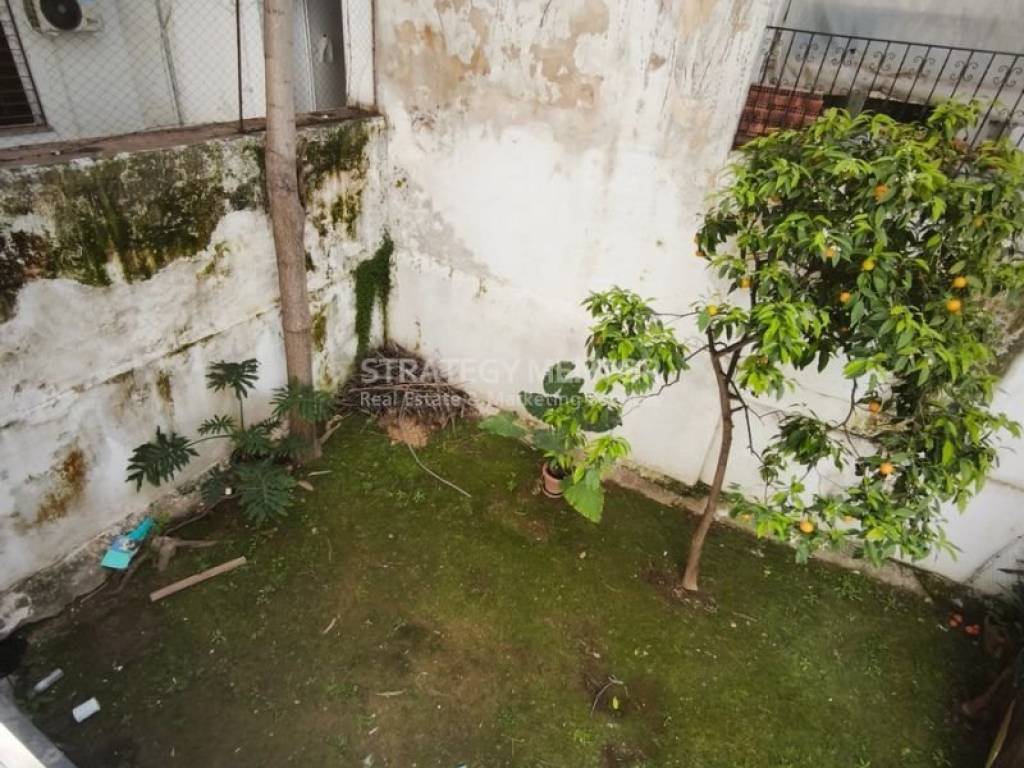 Θέα από μπαλκόνι