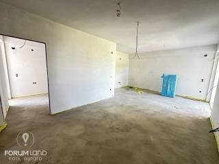 Forumland Real Estate, Γκαρσονιέρα