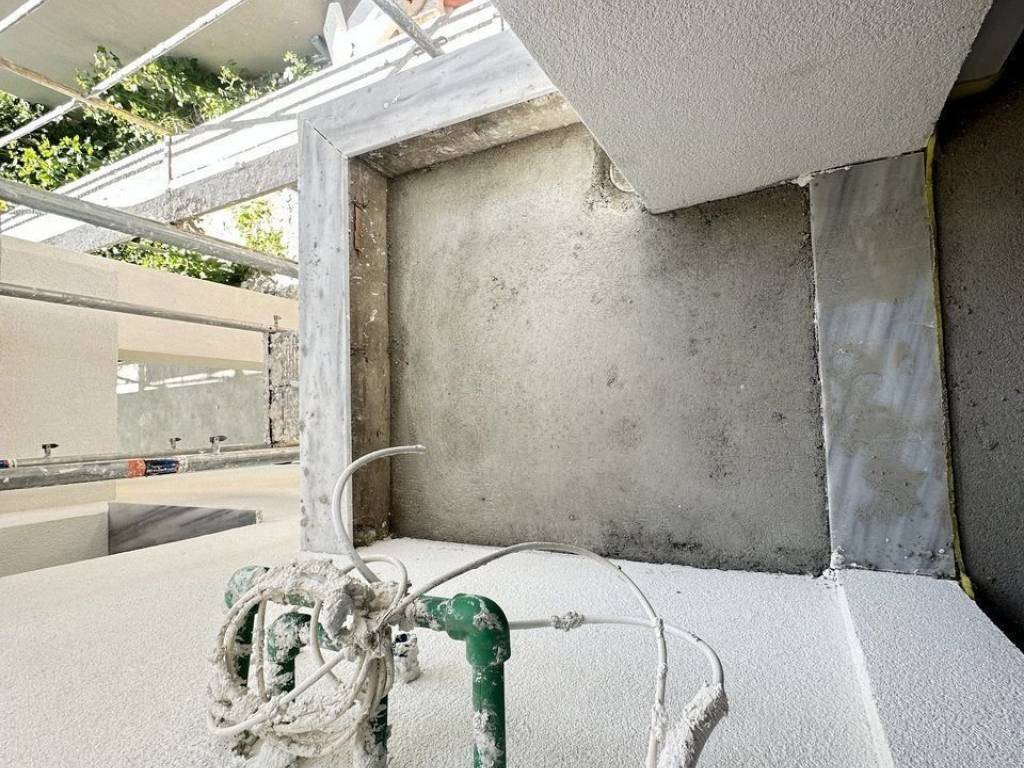 Forumland Real Estate, Γκαρσονιέρα