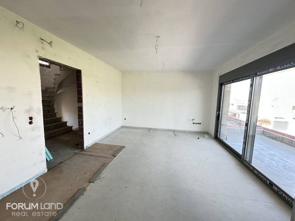 Forumland Real Estate, Εσωτερική όψη