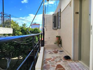 MPALKONI ME SKALES PROS TEN TARATSA