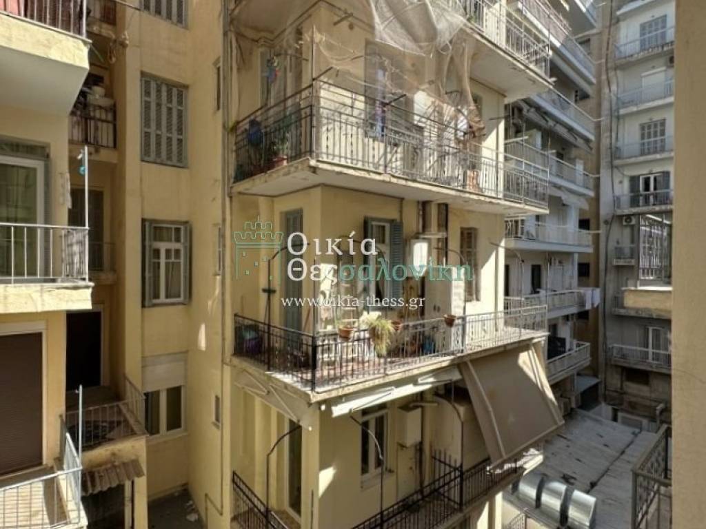 Θέα από μπαλκόνι