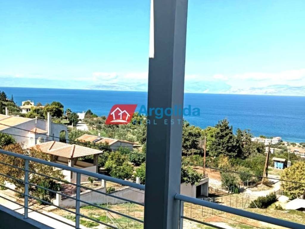 Θέα από μπαλκόνι