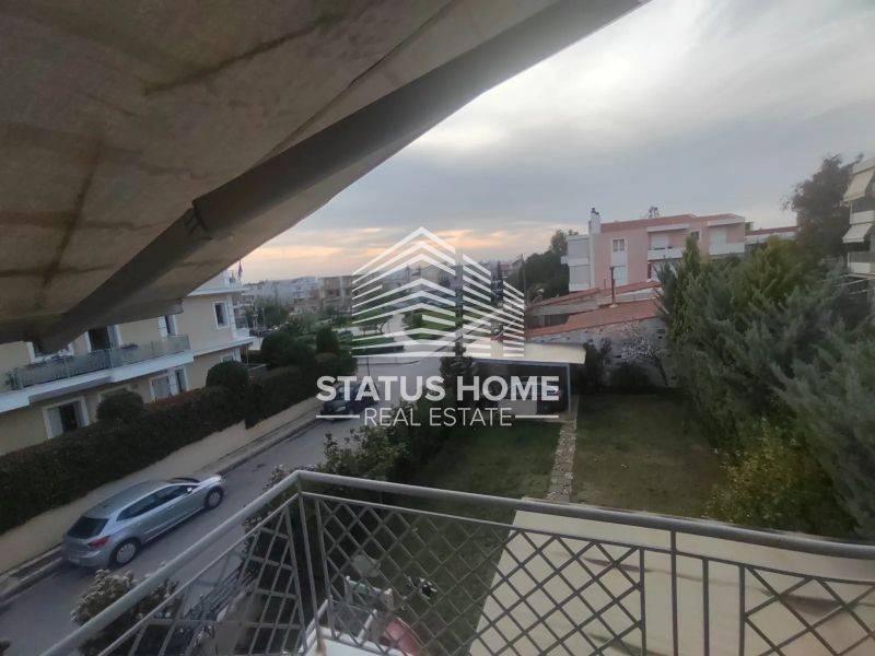 Θέα από μπαλκόνι