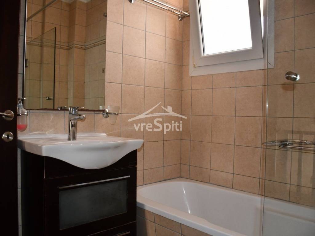 ΚΥΡΙΩΣ ΜΠΑΝΙΟ