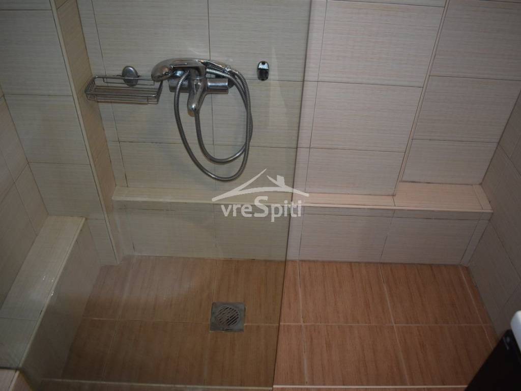 ΚΑΜΠΙΝΑ ΛΟΥΤΡΟΥ