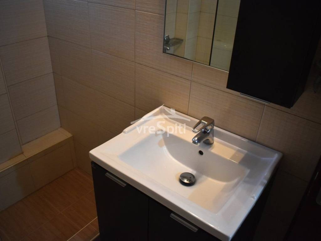 ΑΠΟΨΗ ΛΟΥΤΡΟΥ