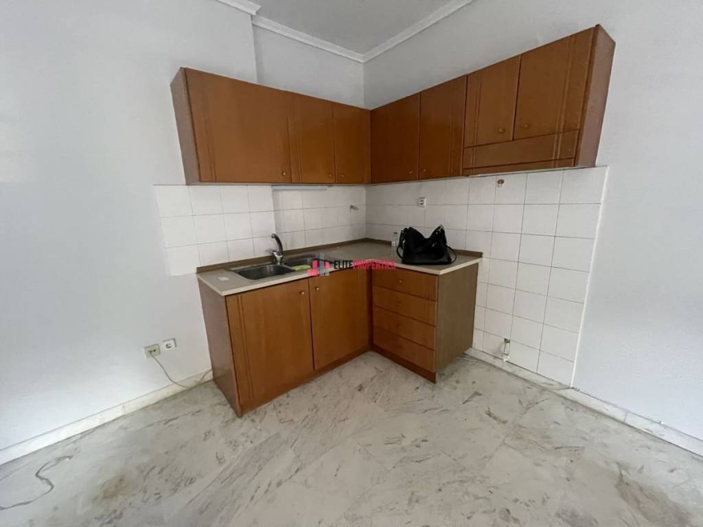 ΣΑΛΟΚΟΥΖΙΝΑ