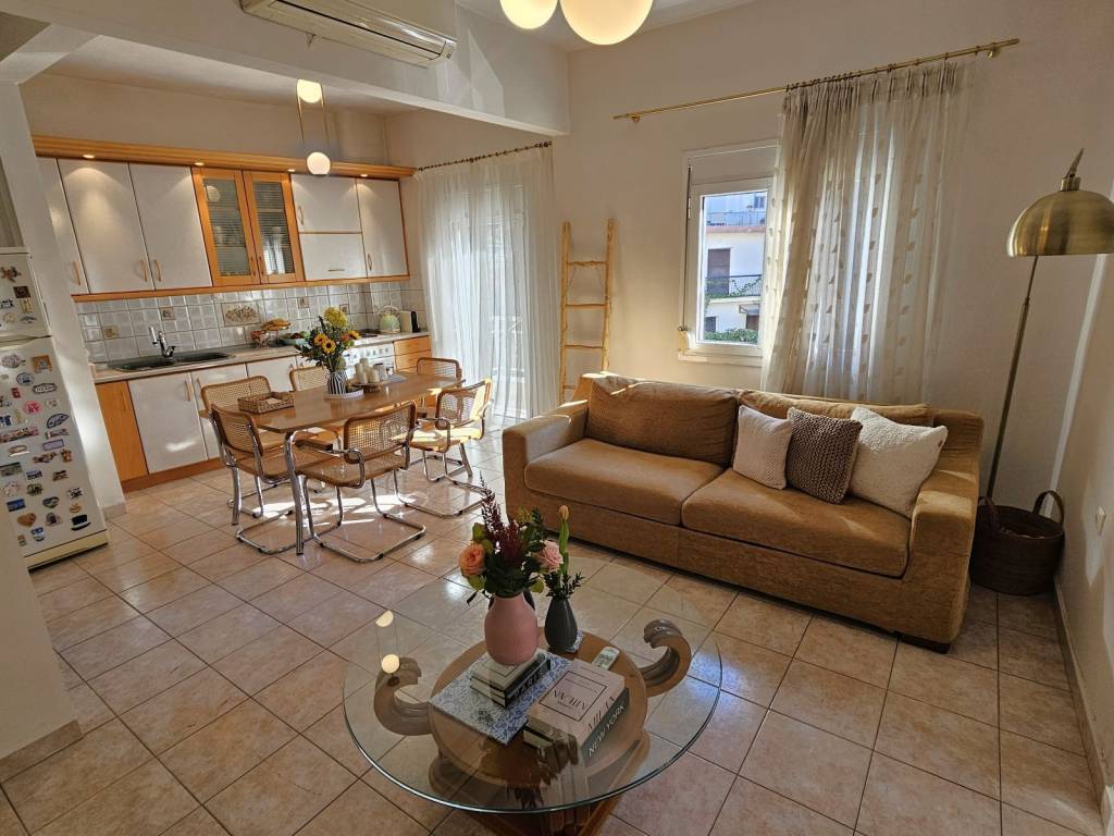 ΕΣΩΤ. ΧΩΡΟΙ