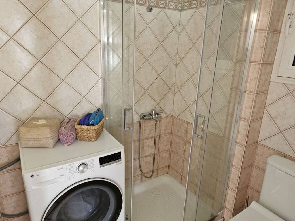 ΕΣΩΤ. ΧΩΡΟΙ