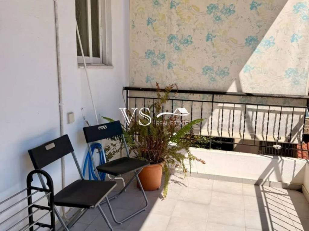 Θέα απο μπαλκόνι