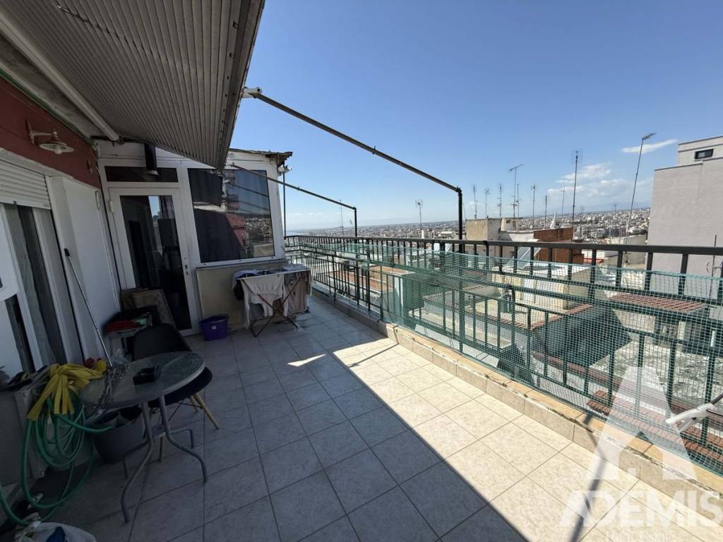 Θέα από μπαλκόνι