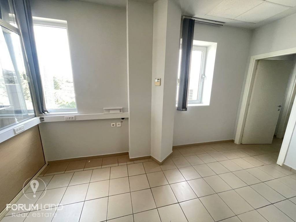 Forumland Real Estate, γραφειακός χώρος