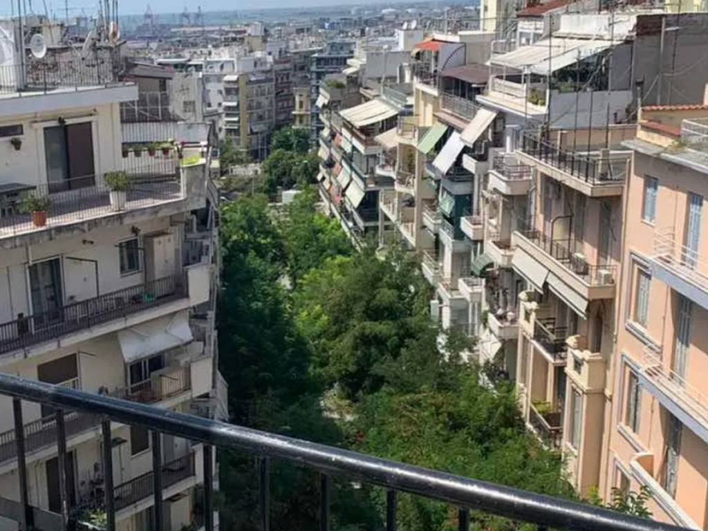 Θέα από μπαλκόνι