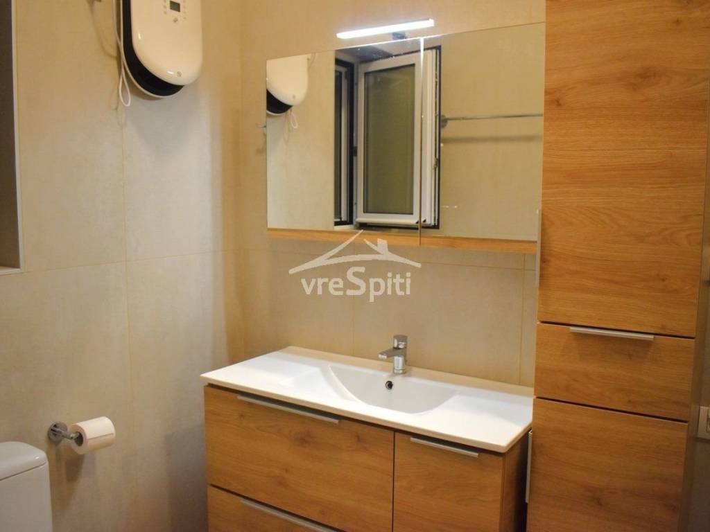 ΑΠΟΨΗ ΛΟΥΤΡΟΥ