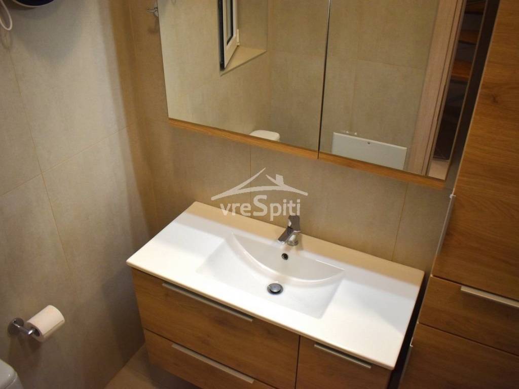 ΑΠΟΨΗ ΛΟΥΤΡΟΥ