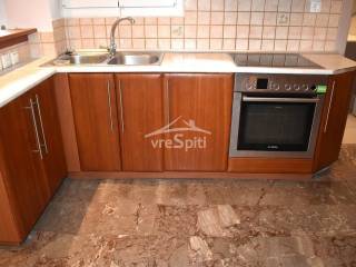 ΑΠΟΨΗ ΕΞΟΠΛΙΣΜΕΝΗΣ ΚΟΥΖΙΝΑΣ