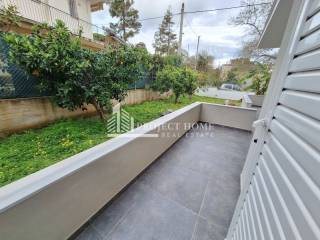 Θέα από μπαλκόνι