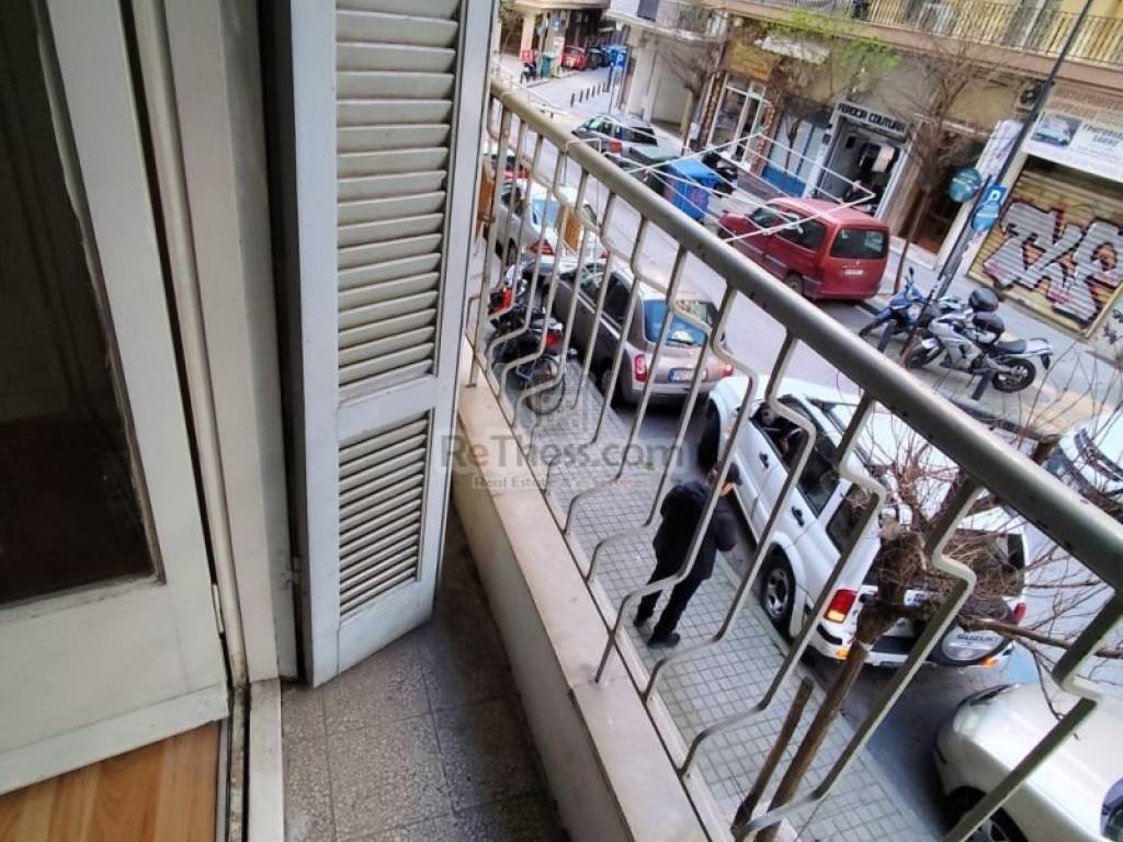 Θέα από μπαλκόνι