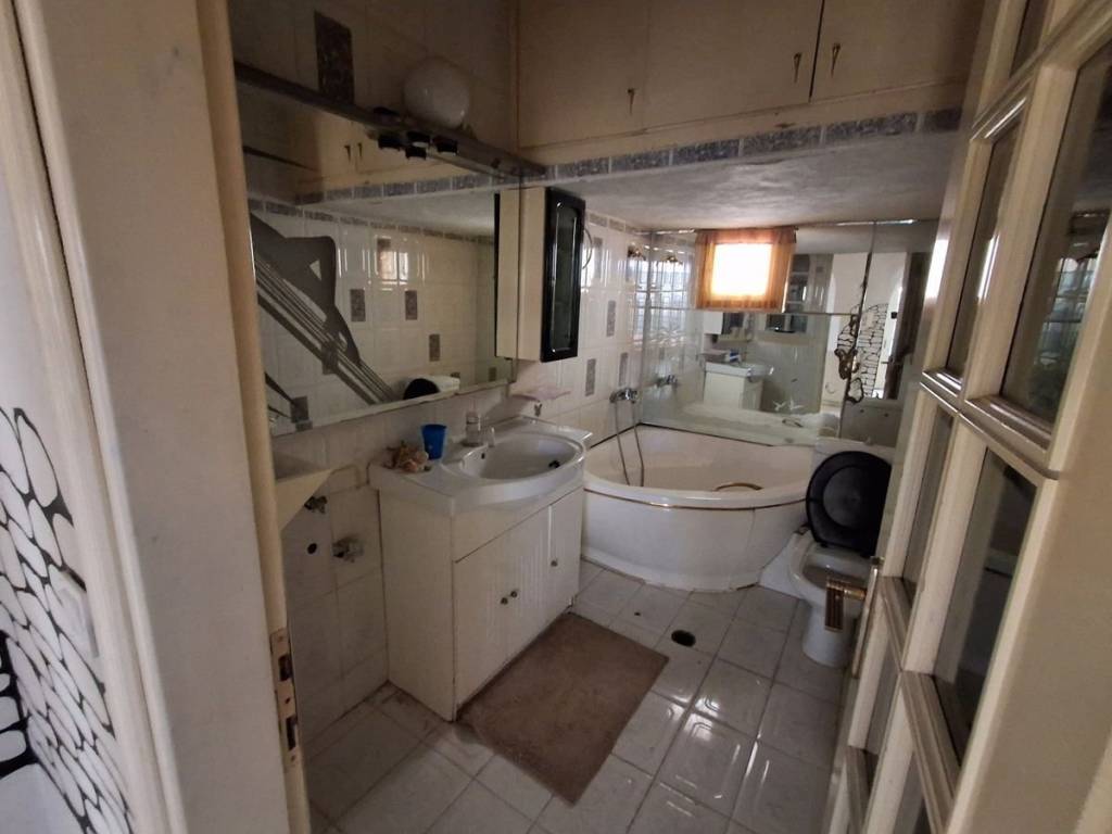 TELEPHONO EPIKOINONIAS : 2310765495 // 6981242542  KARAOYLANE