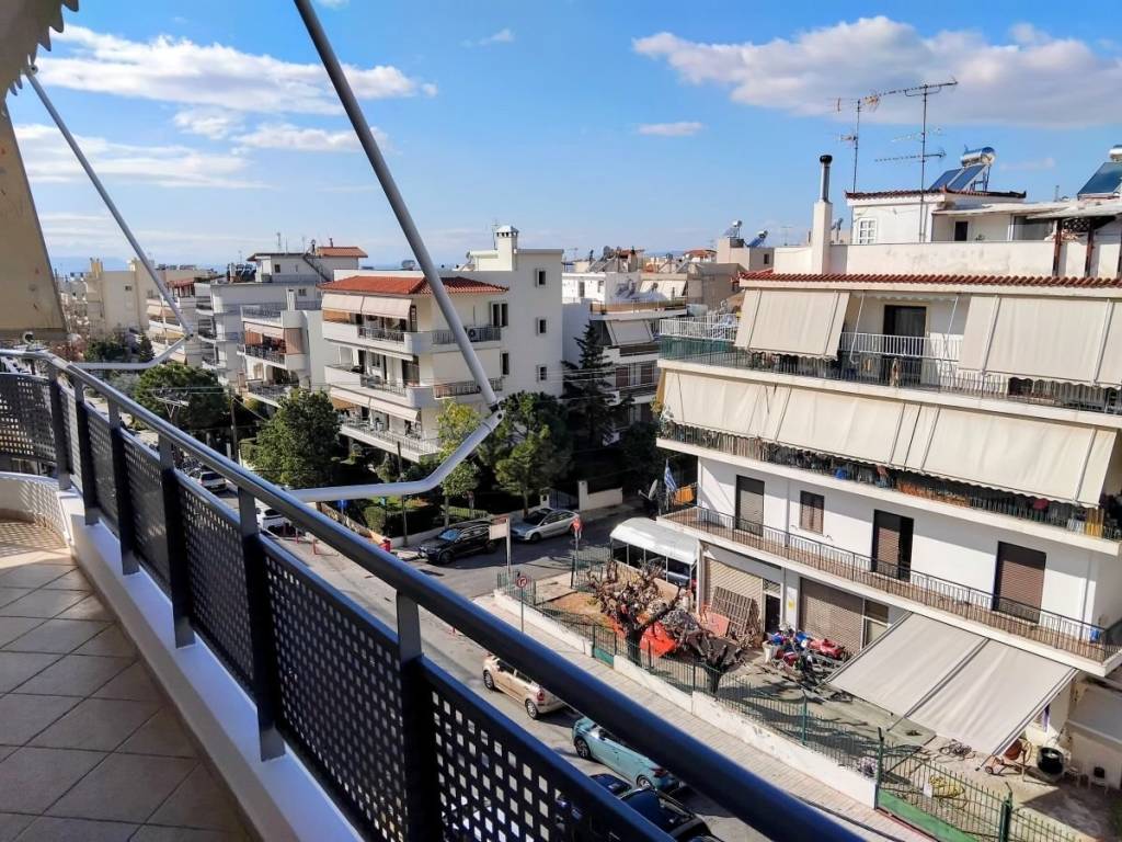 Θέα από μπαλκόνι