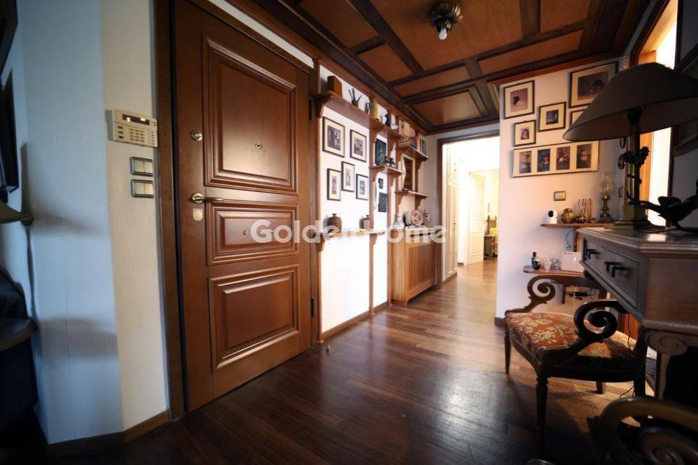 Χολ - Διάδρομος