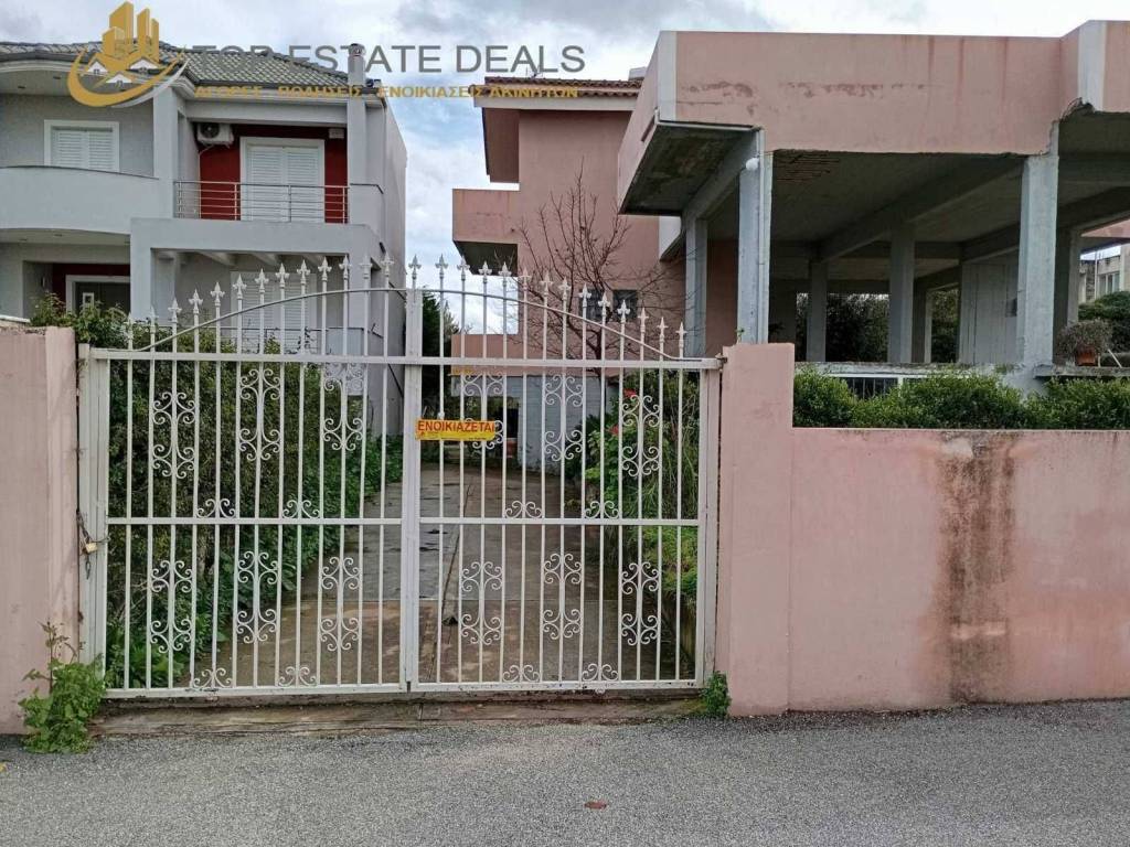 γειτονική μονοκατοικία δεύτερη μεταλλική είσοδος