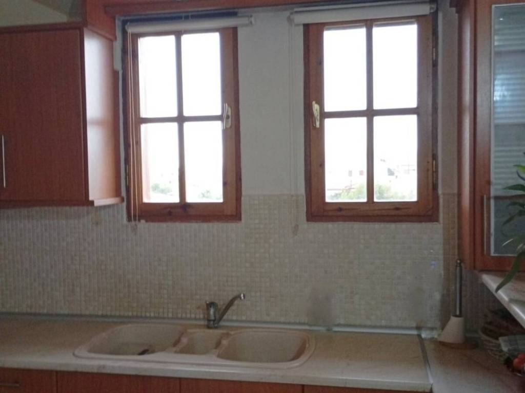 ντουλάπια κουζίνας-νεροχύτης