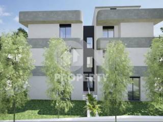 Πισω πλευρά