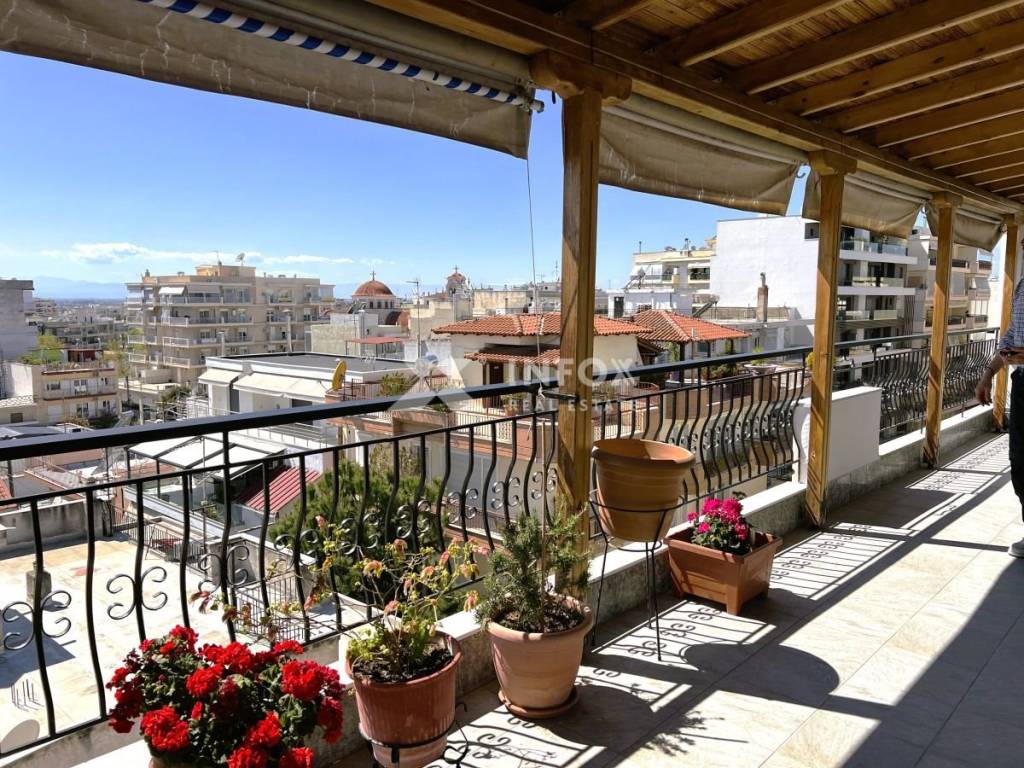 Θέα από μπαλκόνι