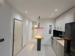 ΣΑΛΟΚΟΥΖΙΝΑ