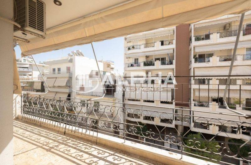 Θέα από μπαλκόνι