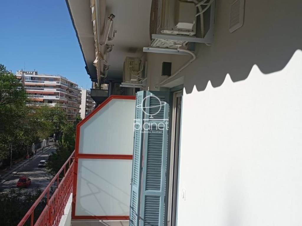 Θέα από μπαλκόνι