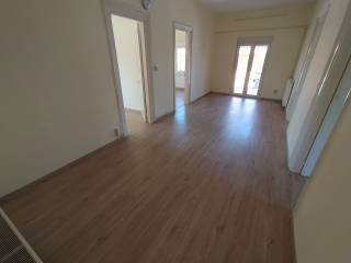 ANYPLACE MESITIKES YPERESIES