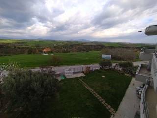 ANYPLACE MESITIKES YPERESIES